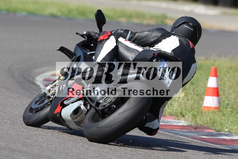 /Archiv-2022/36 06.07.2022 Speer Racing ADR/Gruppe gelb/backside